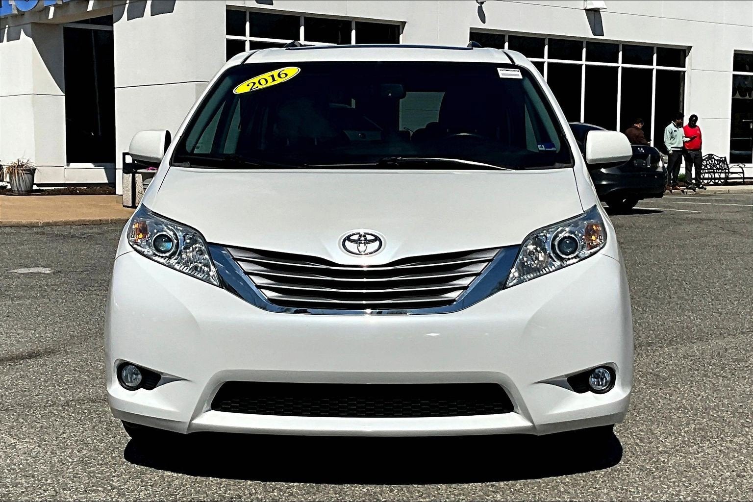 2016 Toyota Sienna XLE Premium