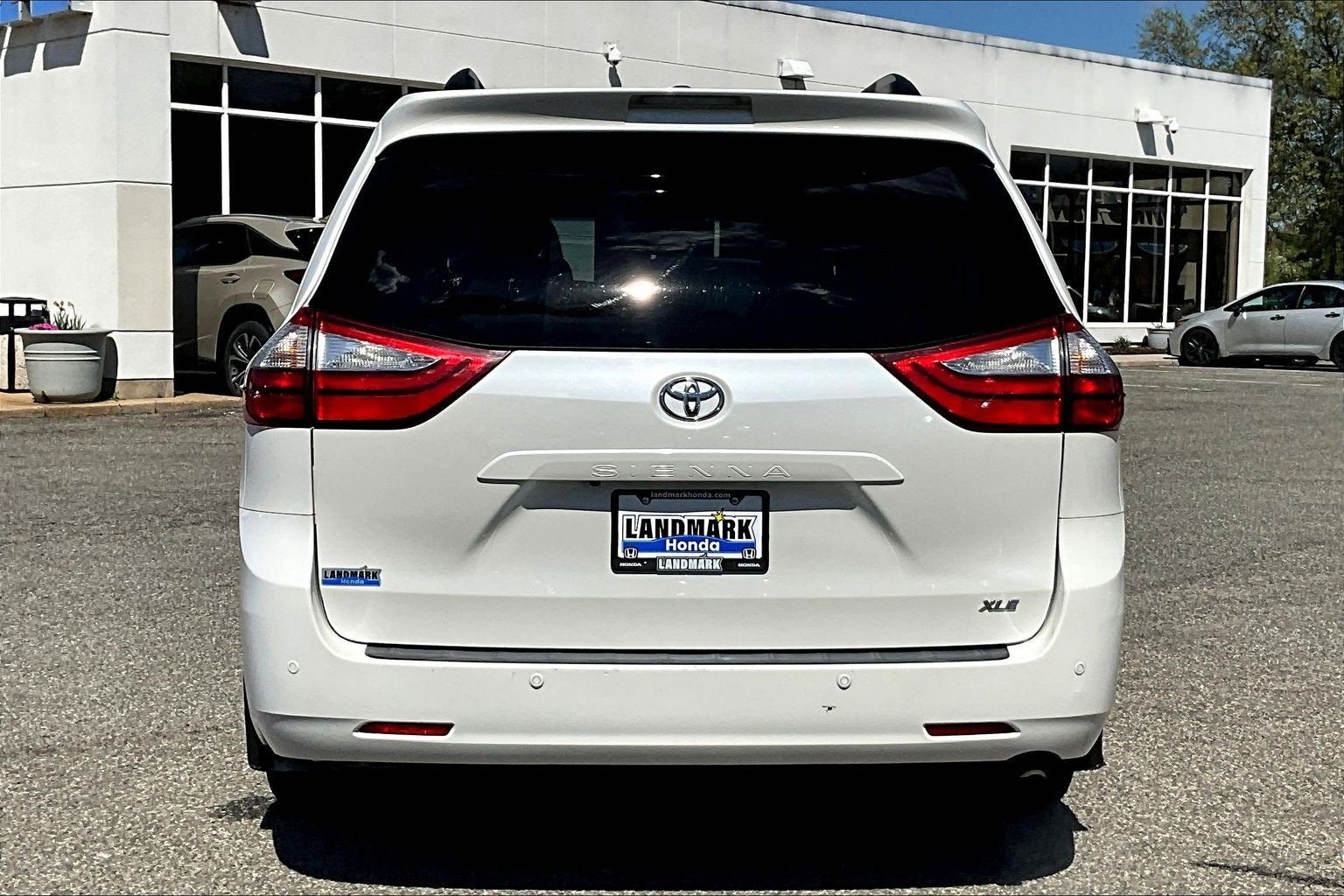 2016 Toyota Sienna XLE Premium