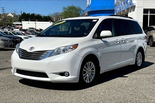 2016 Toyota Sienna XLE Premium