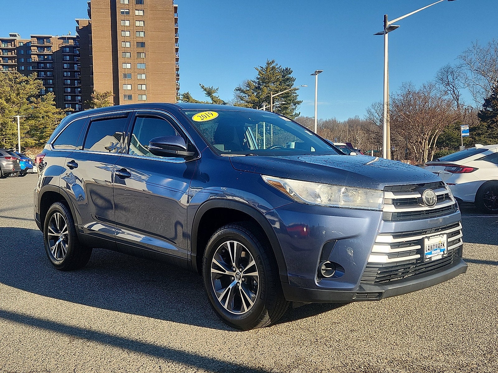 2019 Toyota Highlander LE