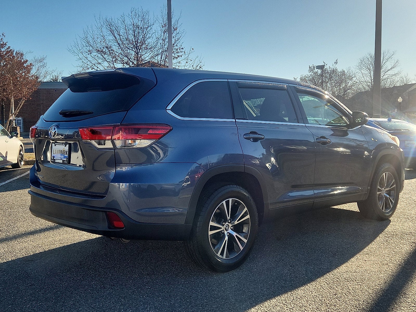 2019 Toyota Highlander LE