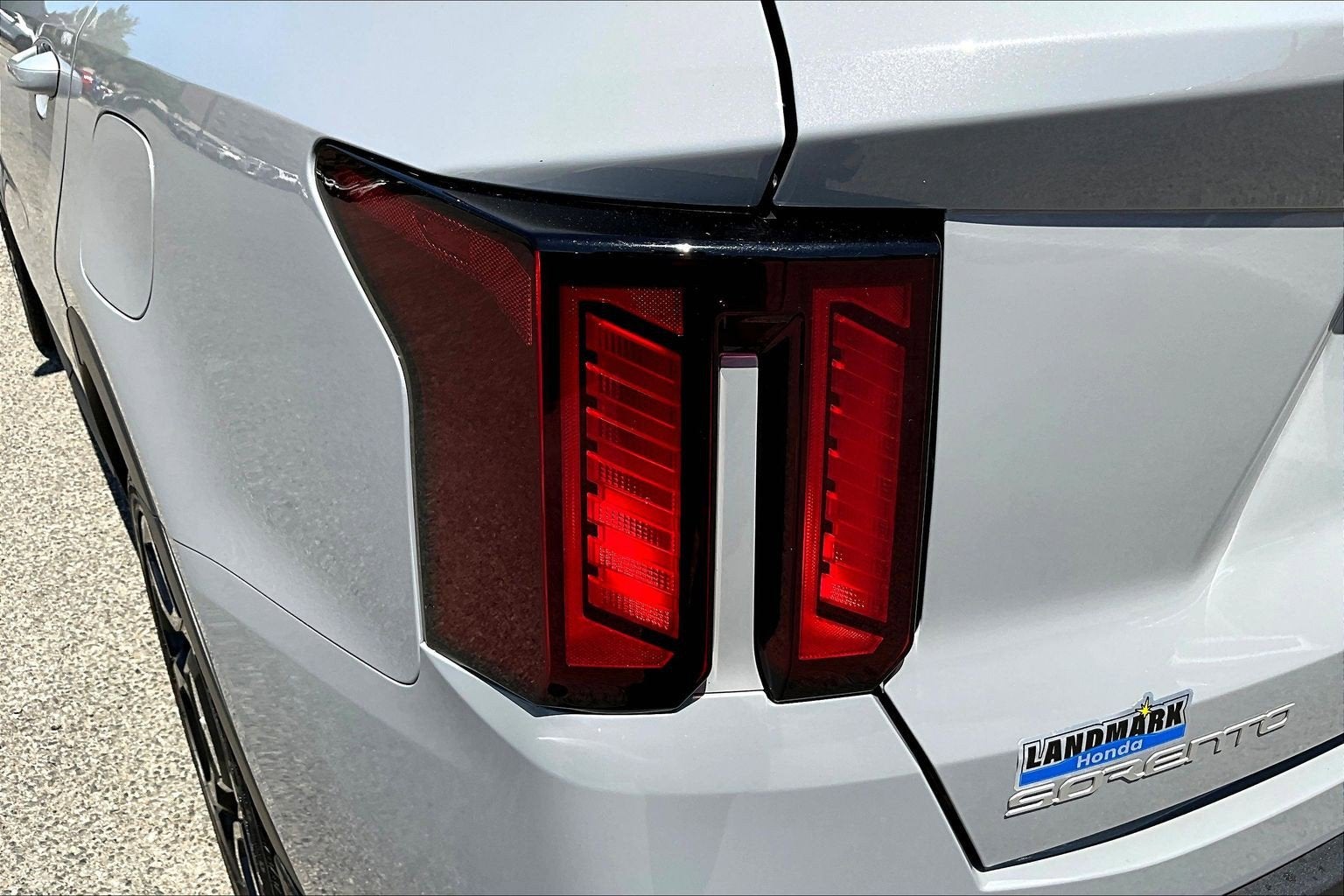 2024 Kia Sorento X-Line EX