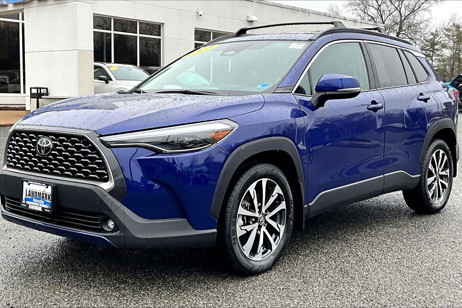 2023 Toyota Corolla Cross XLE