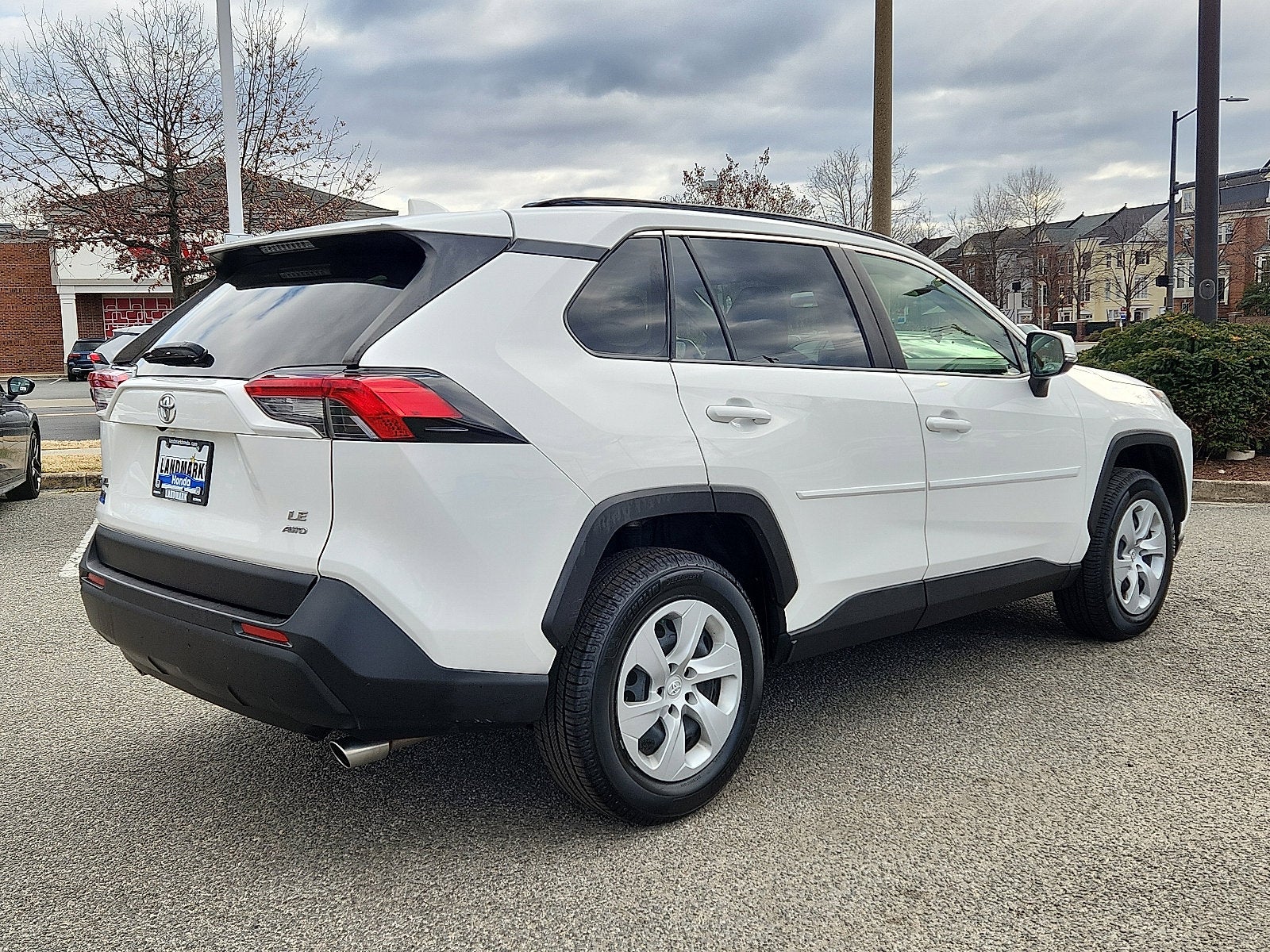2019 Toyota RAV4 LE