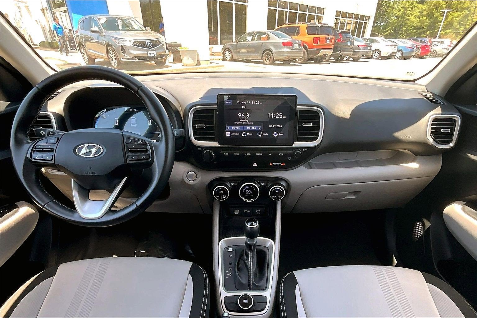 2024 Hyundai Venue SEL