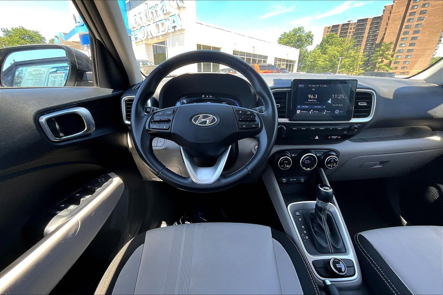 2024 Hyundai Venue SEL