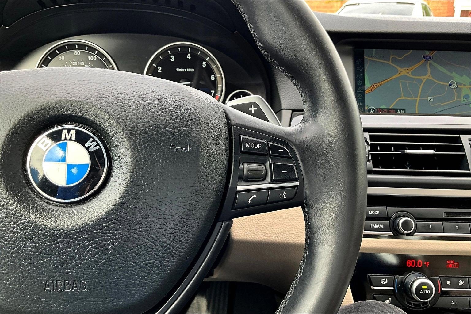 2012 BMW 5 Series 528i
