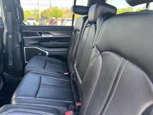 2024 Jeep Wagoneer L Series II 4x4