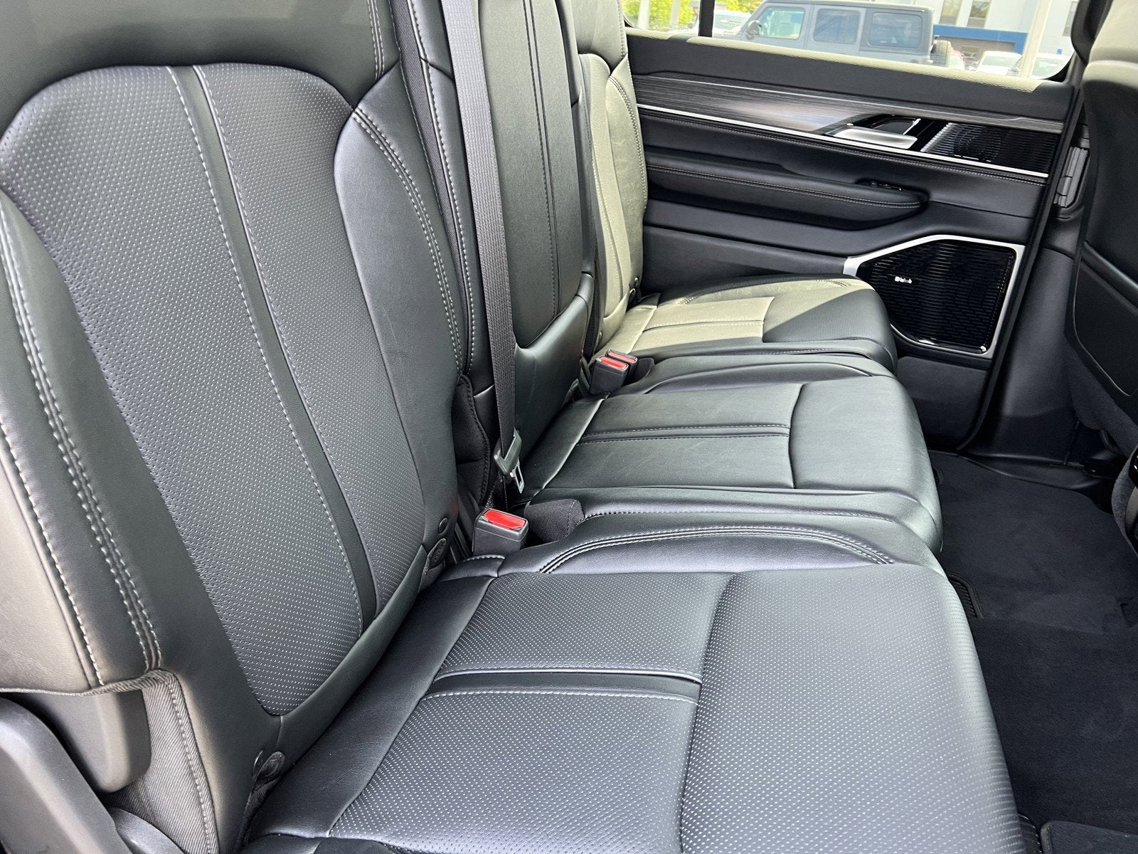 2024 Jeep Wagoneer Series III 4x4