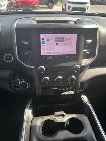 2022 RAM 1500 Big Horn Crew Cab 4x4 5'7' Box