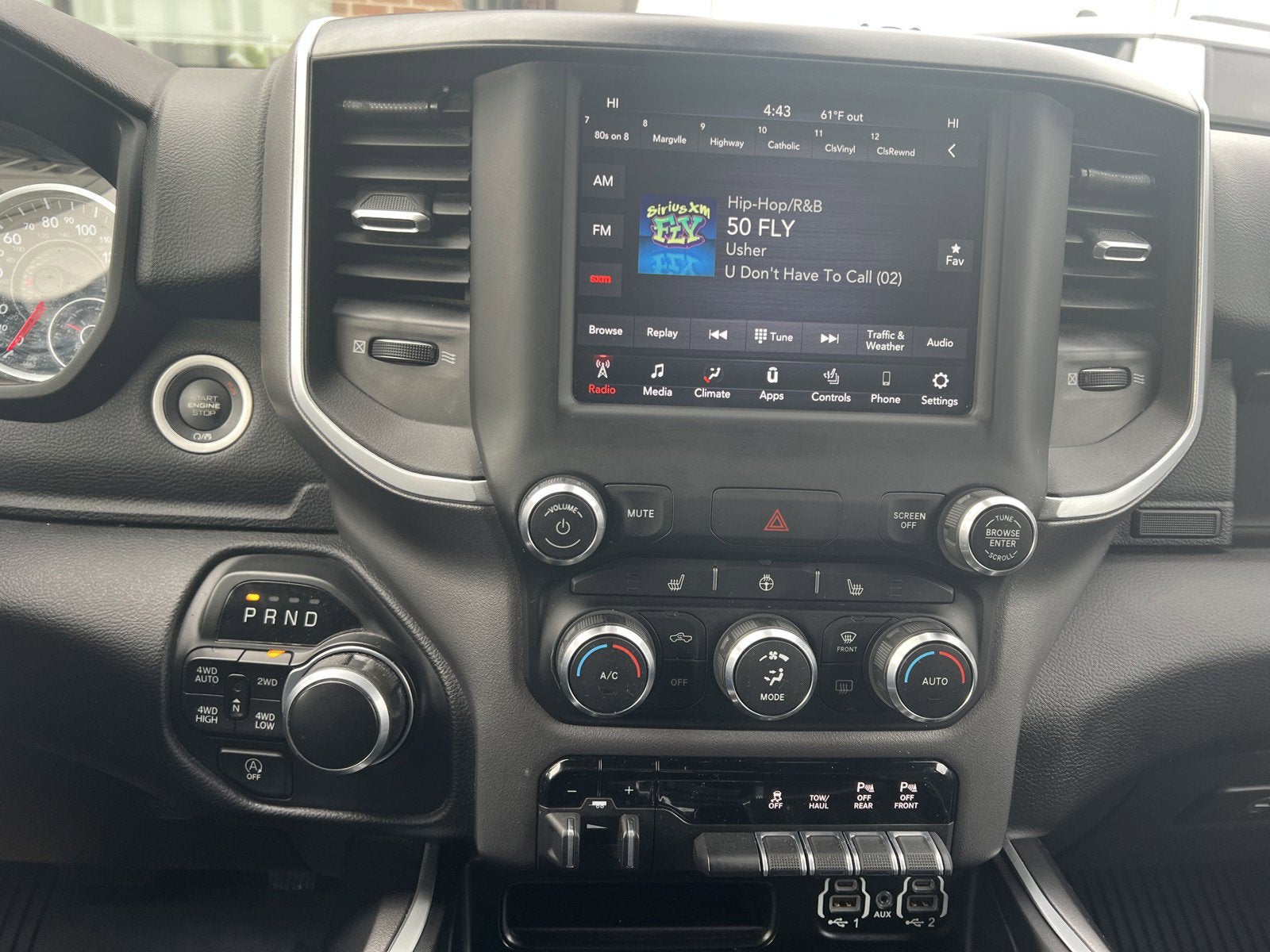 2021 RAM 1500 Big Horn Crew Cab 4x4 5'7' Box