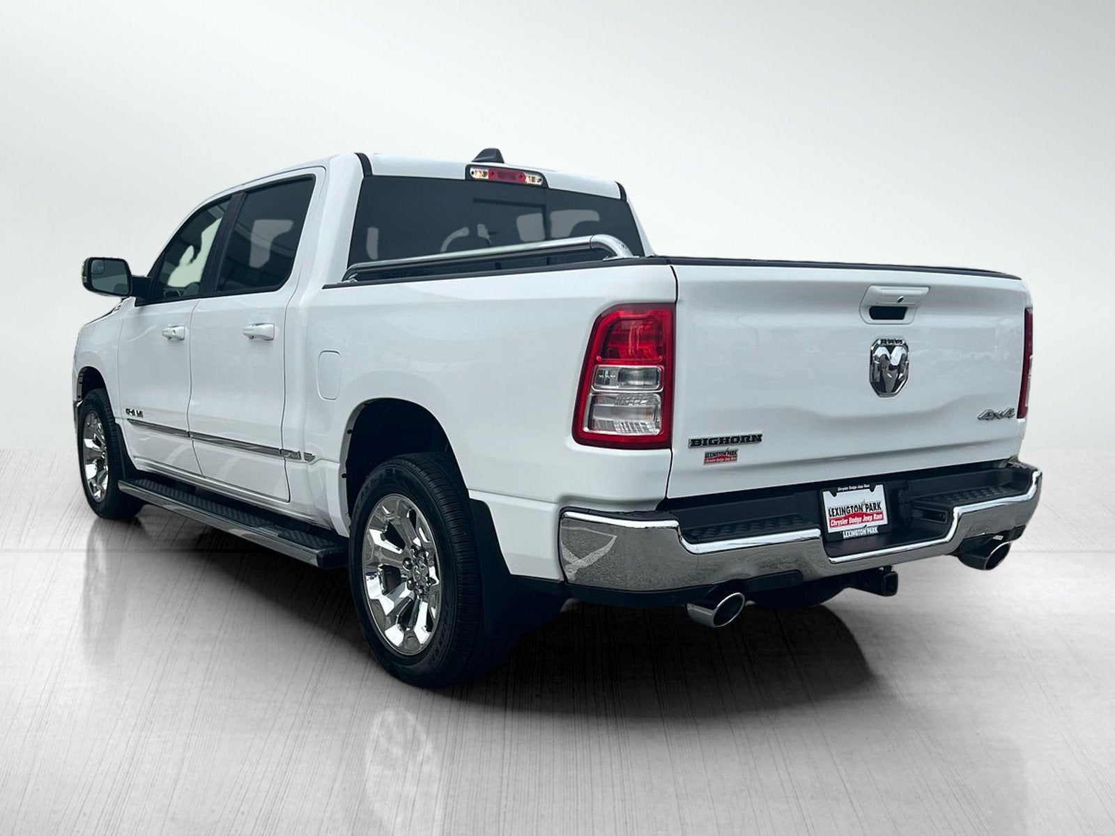 2021 RAM 1500 Big Horn Crew Cab 4x4 5'7' Box