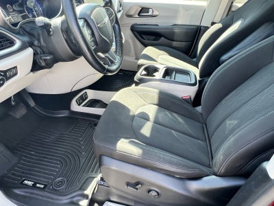 2021 Chrysler Pacifica Touring AWD