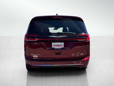 2021 Chrysler Pacifica Touring AWD