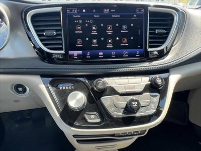 2021 Chrysler Pacifica Touring AWD