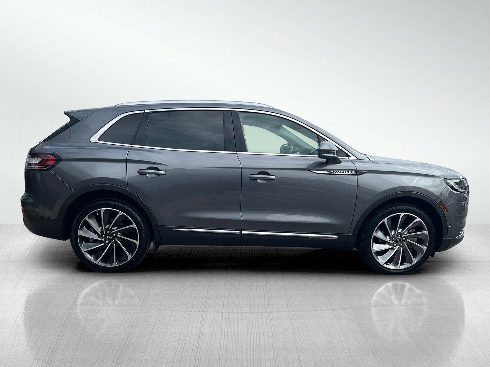 2021 Lincoln Nautilus Reserve