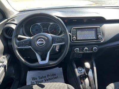 2022 Nissan Kicks S Xtronic CVT