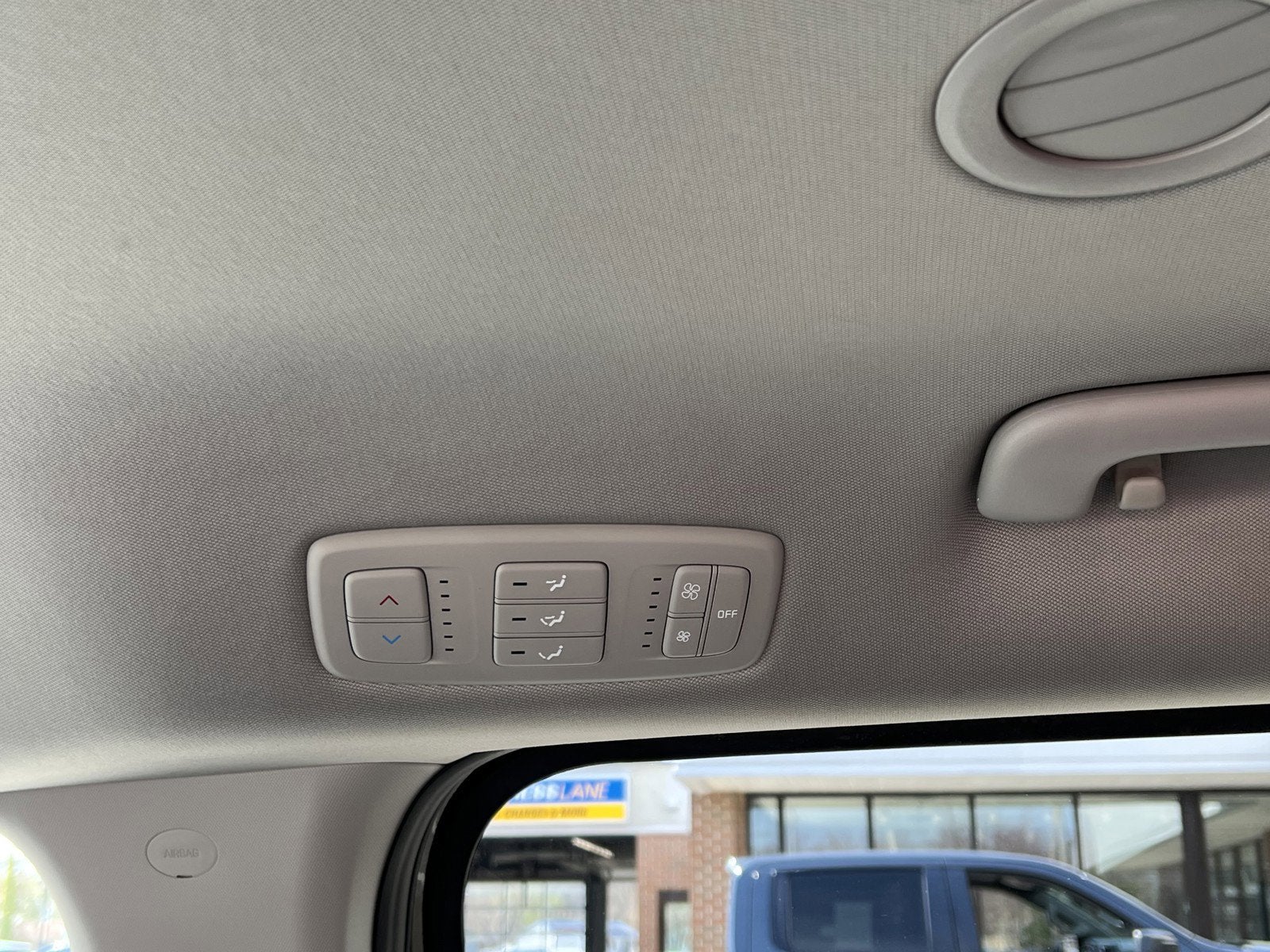 2024 Kia Carnival MPV LX Seat Package