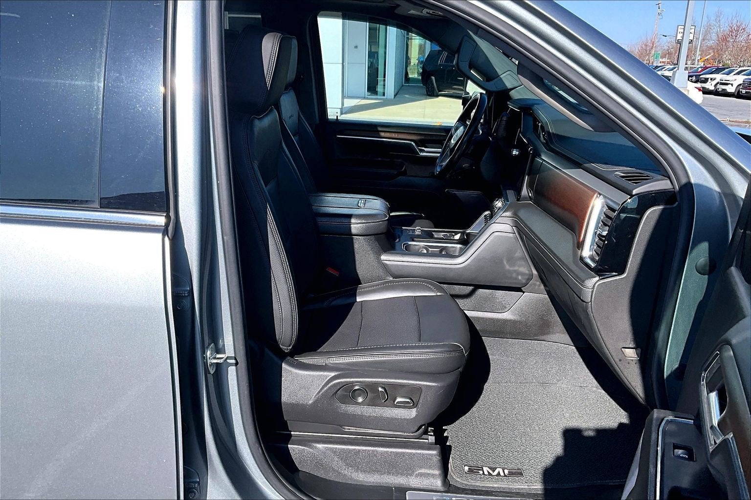 2024 GMC Sierra 3500HD Denali