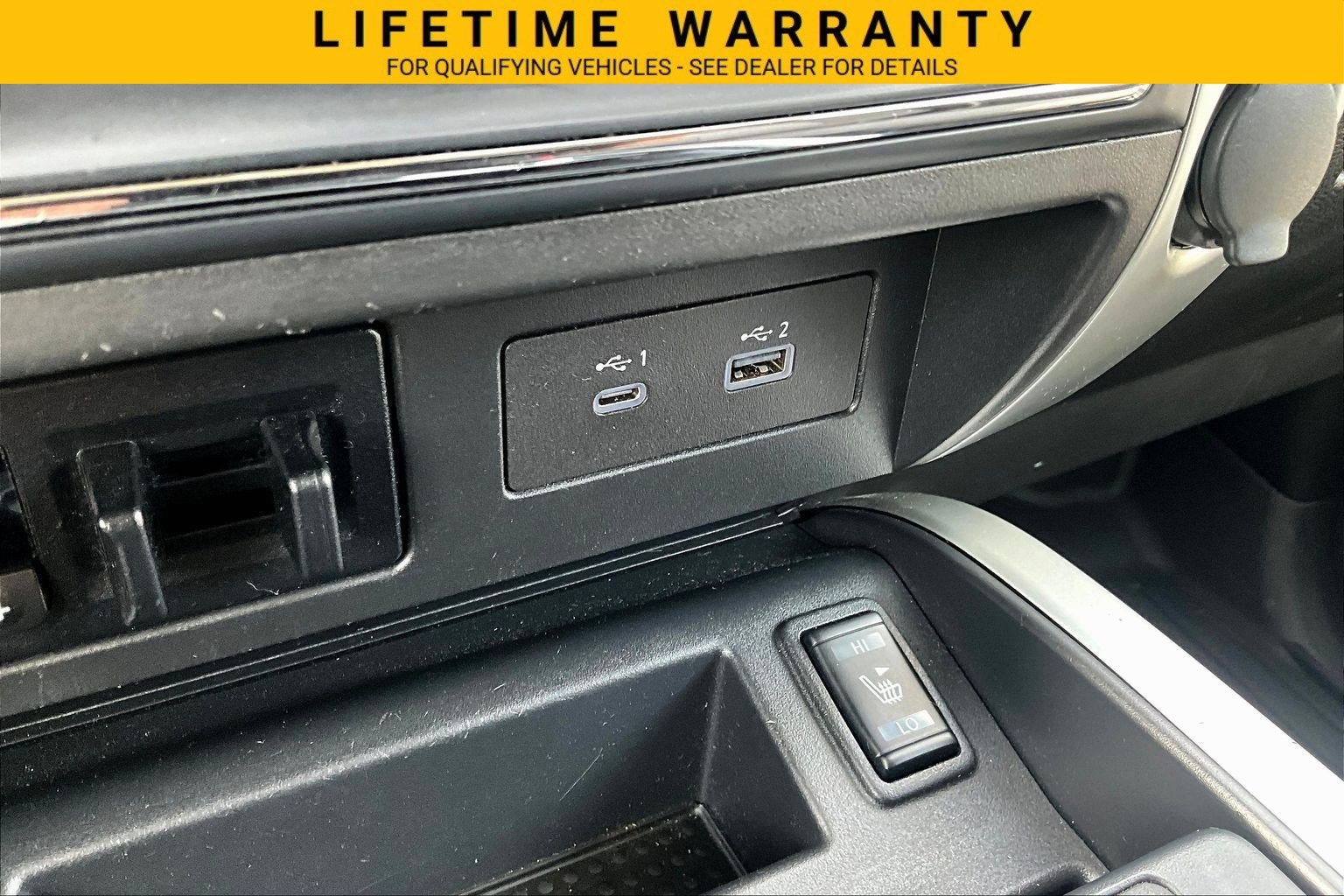 2020 Nissan Titan SV