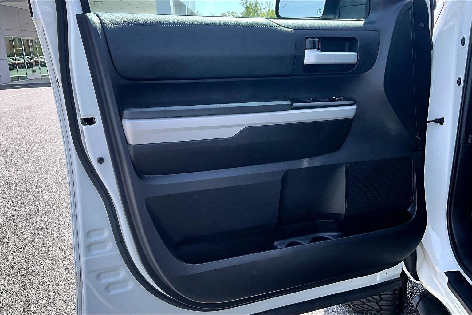 2020 Toyota Tundra 4WD SR5