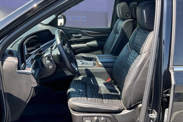 2023 Cadillac Escalade 4WD Premium Luxury Platinum