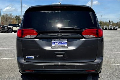 2019 Chrysler Pacifica Touring L Plus