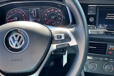 2019 Volkswagen Jetta Base