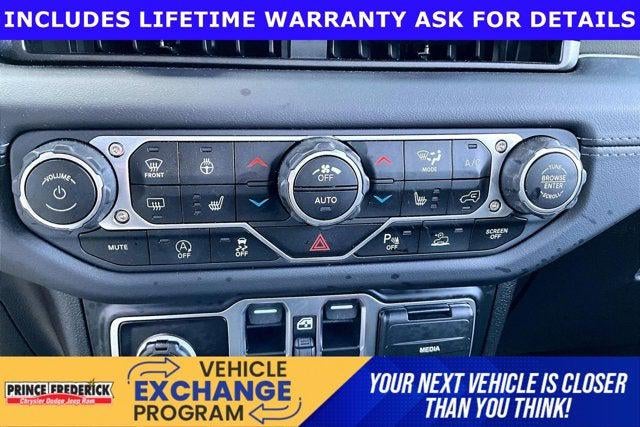 2025 Jeep Gladiator Mojave X