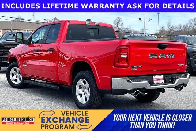 2025 RAM 1500 Big Horn Crew Cab 4x4 6'4' Box