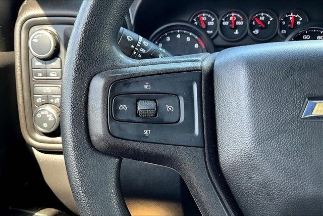 2021 Chevrolet Silverado 1500 4WD Crew Cab Short Bed Custom