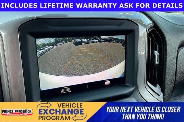 2021 Chevrolet Silverado 1500 4WD Crew Cab Short Bed Custom