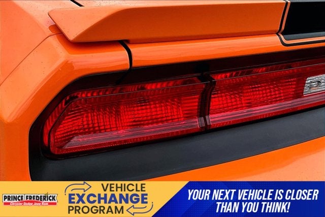 2014 Dodge Challenger SXT Plus