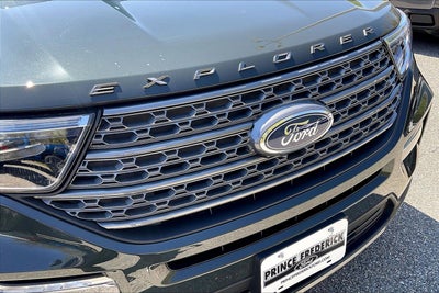 2024 Ford Explorer XLT