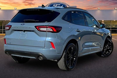 2025 Ford Escape ST-Line Elite