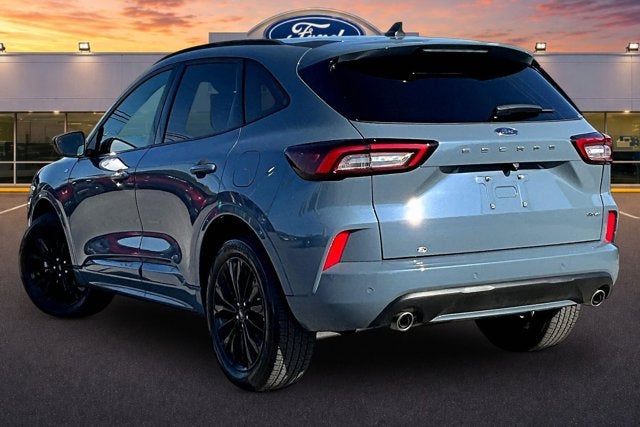 2025 Ford Escape ST-Line Elite