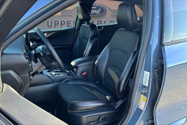 2025 Ford Escape ST-Line Elite