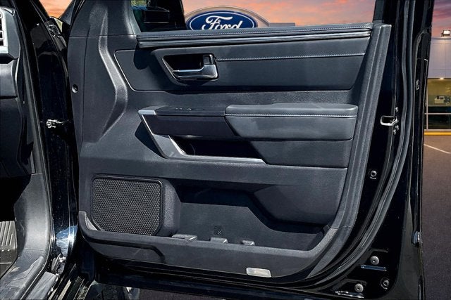 2023 Toyota Tundra 4WD Platinum