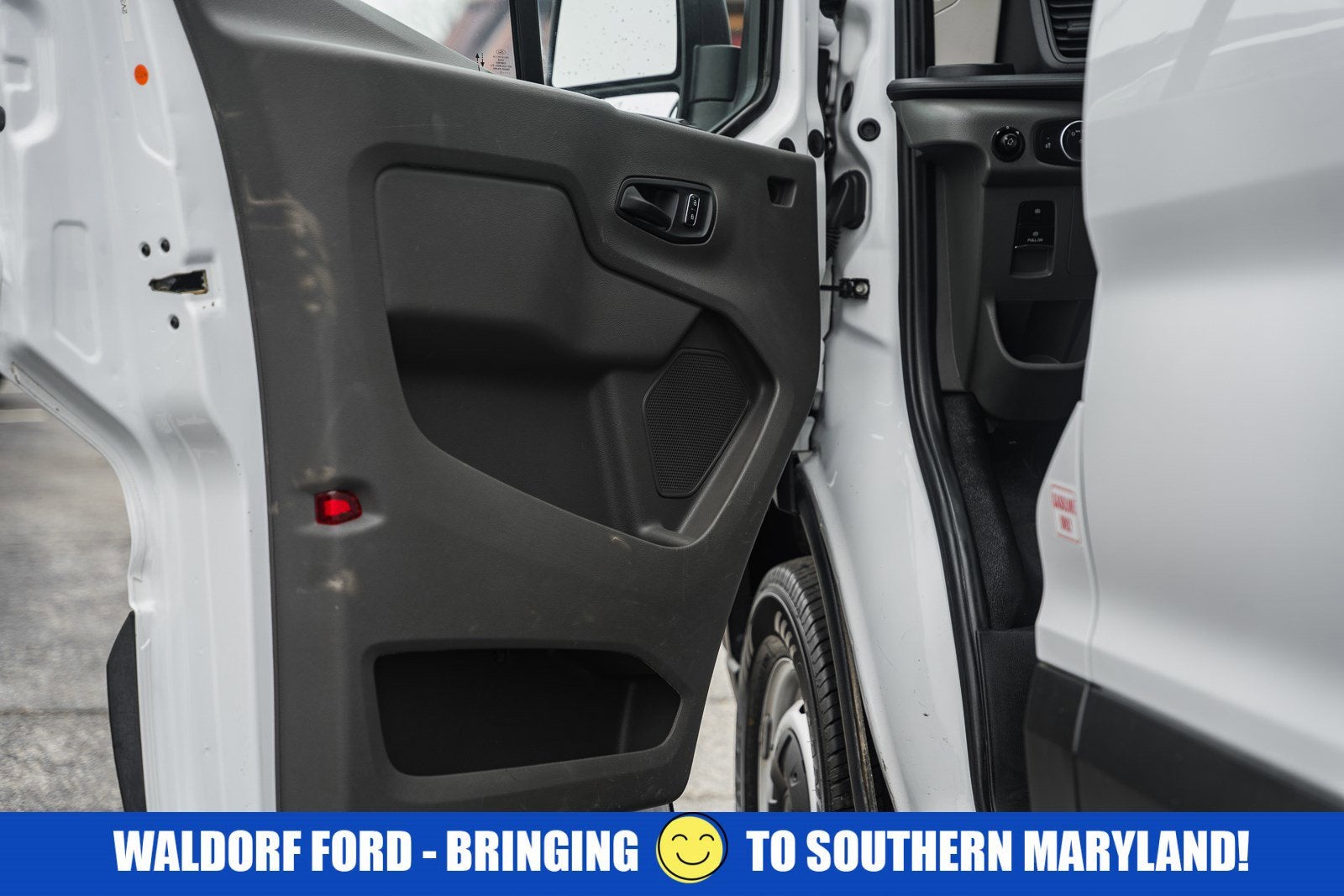 2023 Ford Transit Passenger Wagon 350