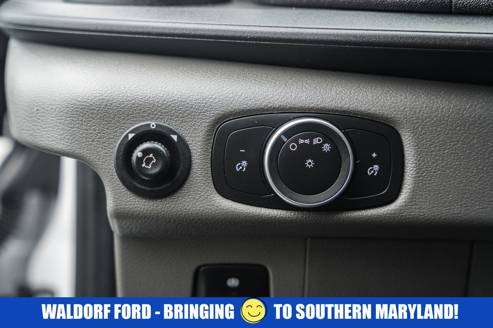 2023 Ford Transit Passenger Wagon 350