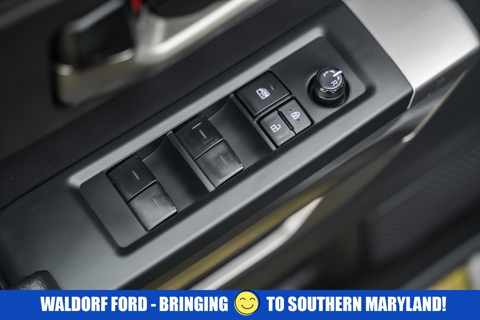 2023 Toyota Tundra 4WD SR5