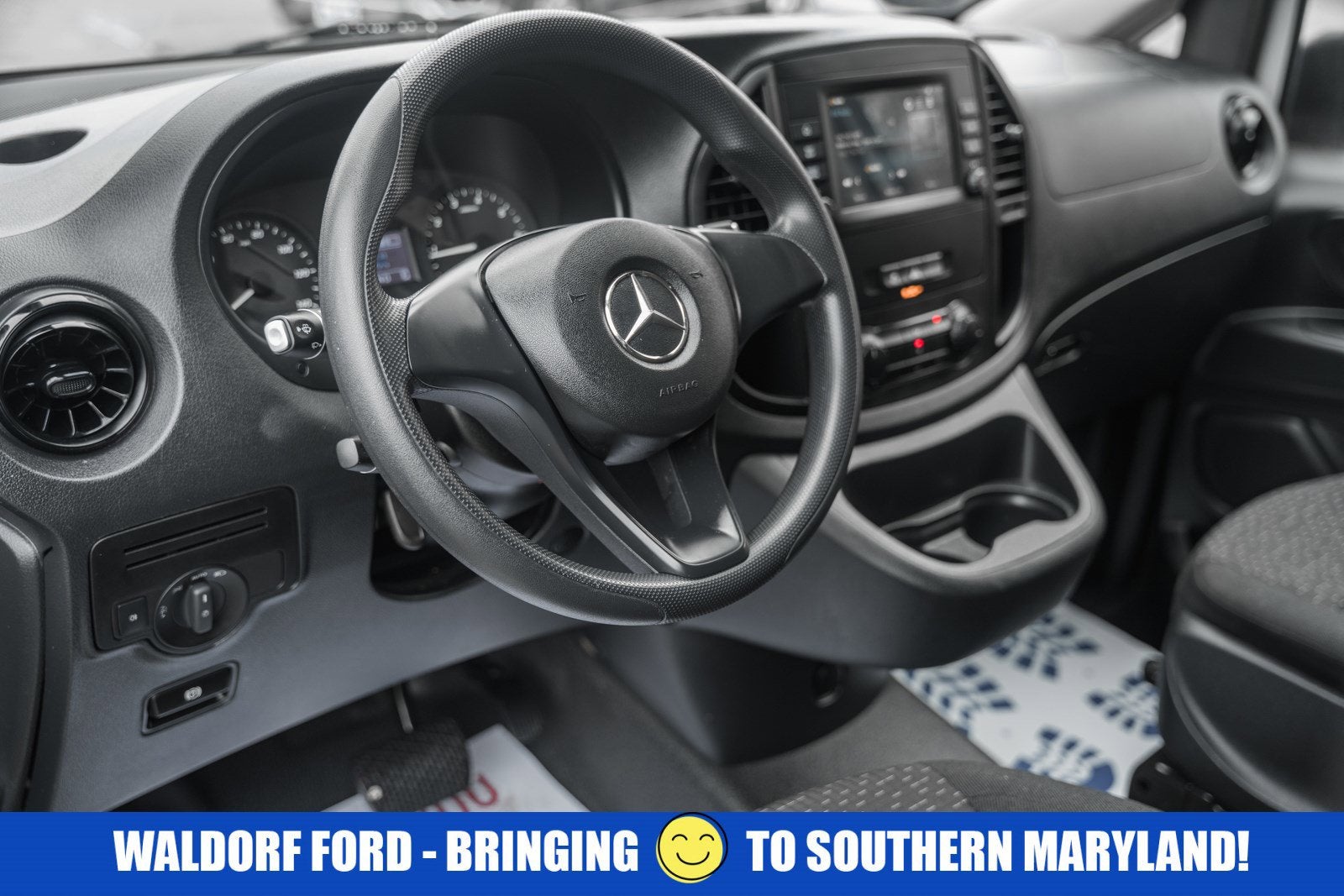 2022 Mercedes-Benz Metris Cargo Van Standard Roof 126" Wheelbase