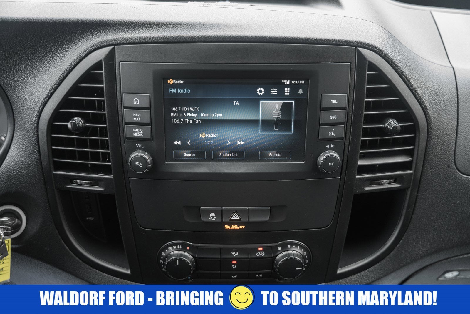 2022 Mercedes-Benz Metris Cargo Van Standard Roof 126" Wheelbase