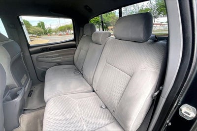 2011 Toyota TACOMA 4WD Double LB V6 AT (Natl)