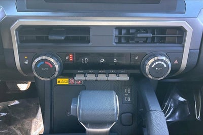 2024 Toyota TACOMA SR5 SR5