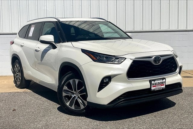 2020 Toyota HIGHLANDER XLE