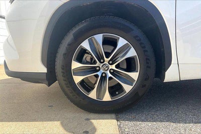 2020 Toyota HIGHLANDER XLE