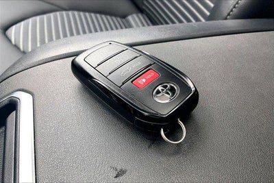 2025 Toyota HIGHLANDER XSE