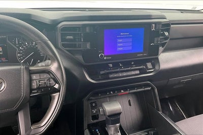 2023 Toyota TUNDRA 4X4 SR