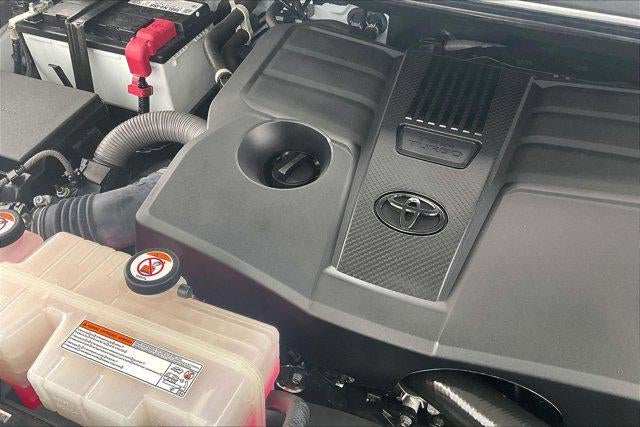 2023 Toyota TUNDRA 4X4 SR